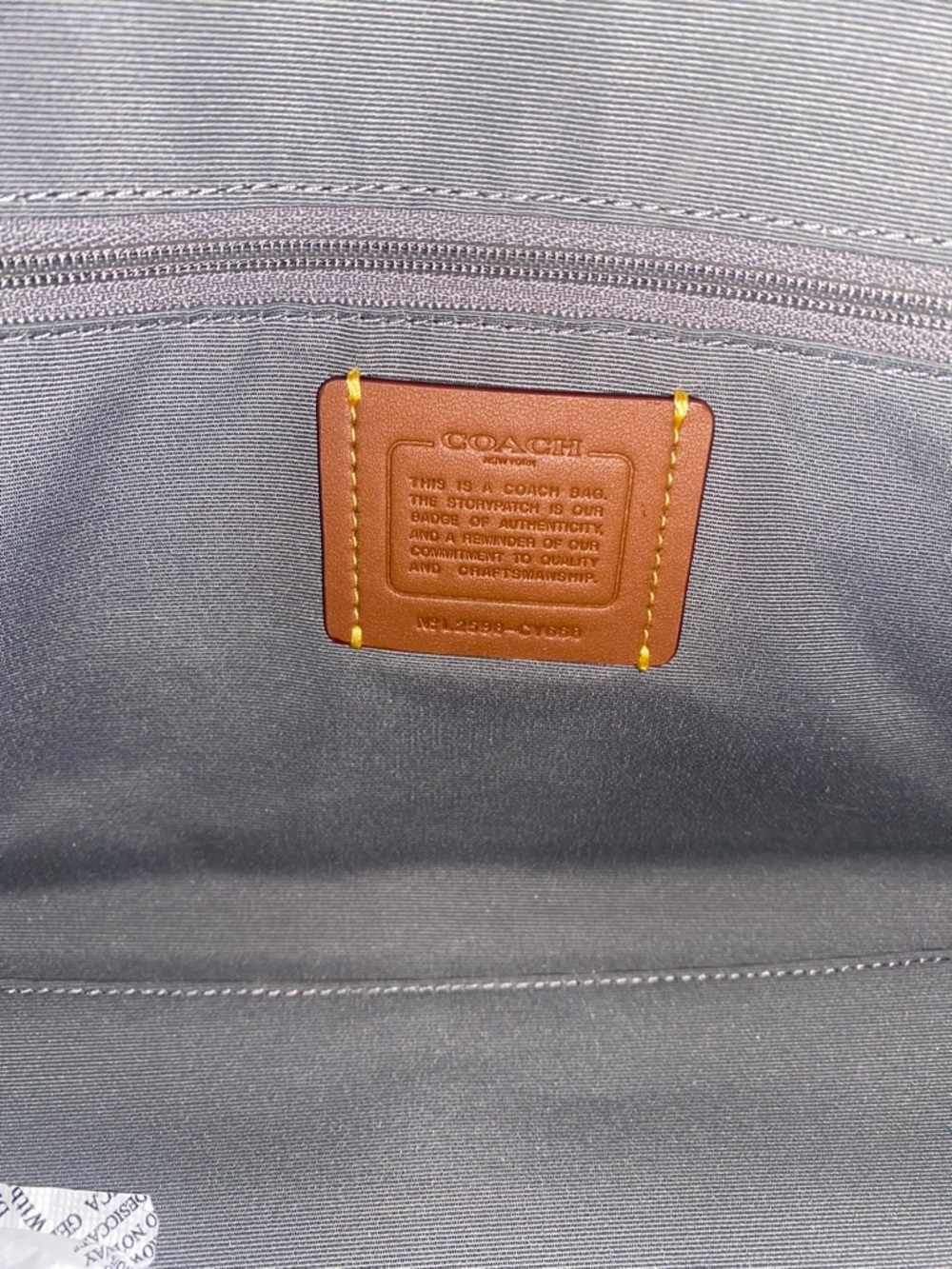 Coach leather purse New - Picture 9 of 12